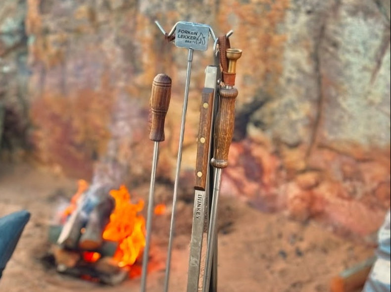 Forken Lekker Braai Hang EM Ground Stake – full kit assembled outdoors